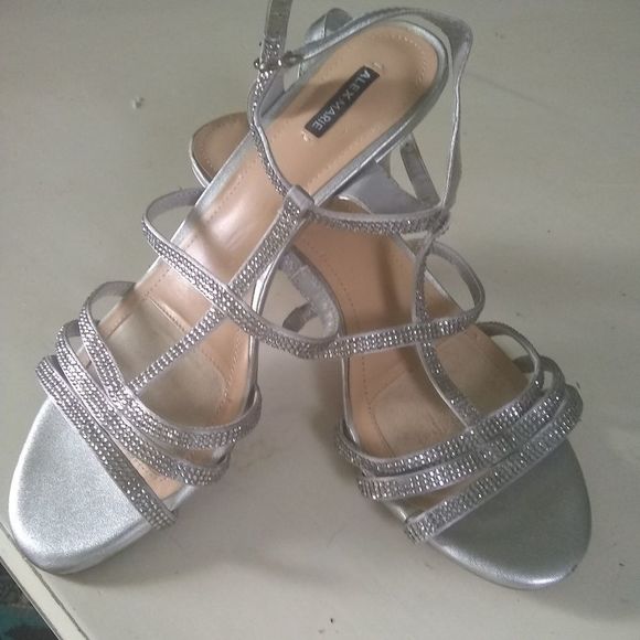 Alex Marie Shoes Rhinestones Strappy Silver Womens 9M - Picture 3 of 6